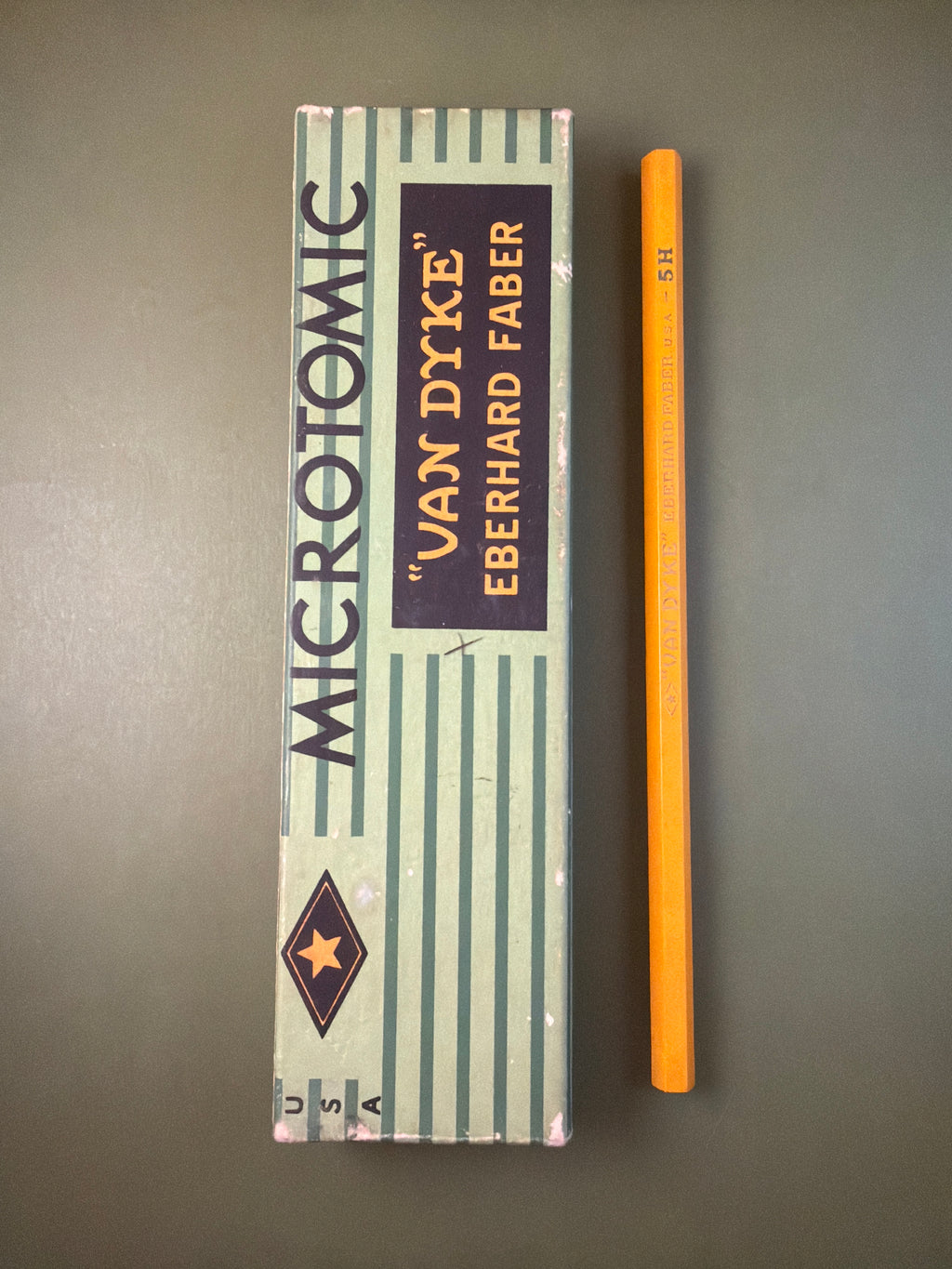 Eberhard Faber "Van Dyke" Microtomic 600 Vintage Pencil, c. 1940s