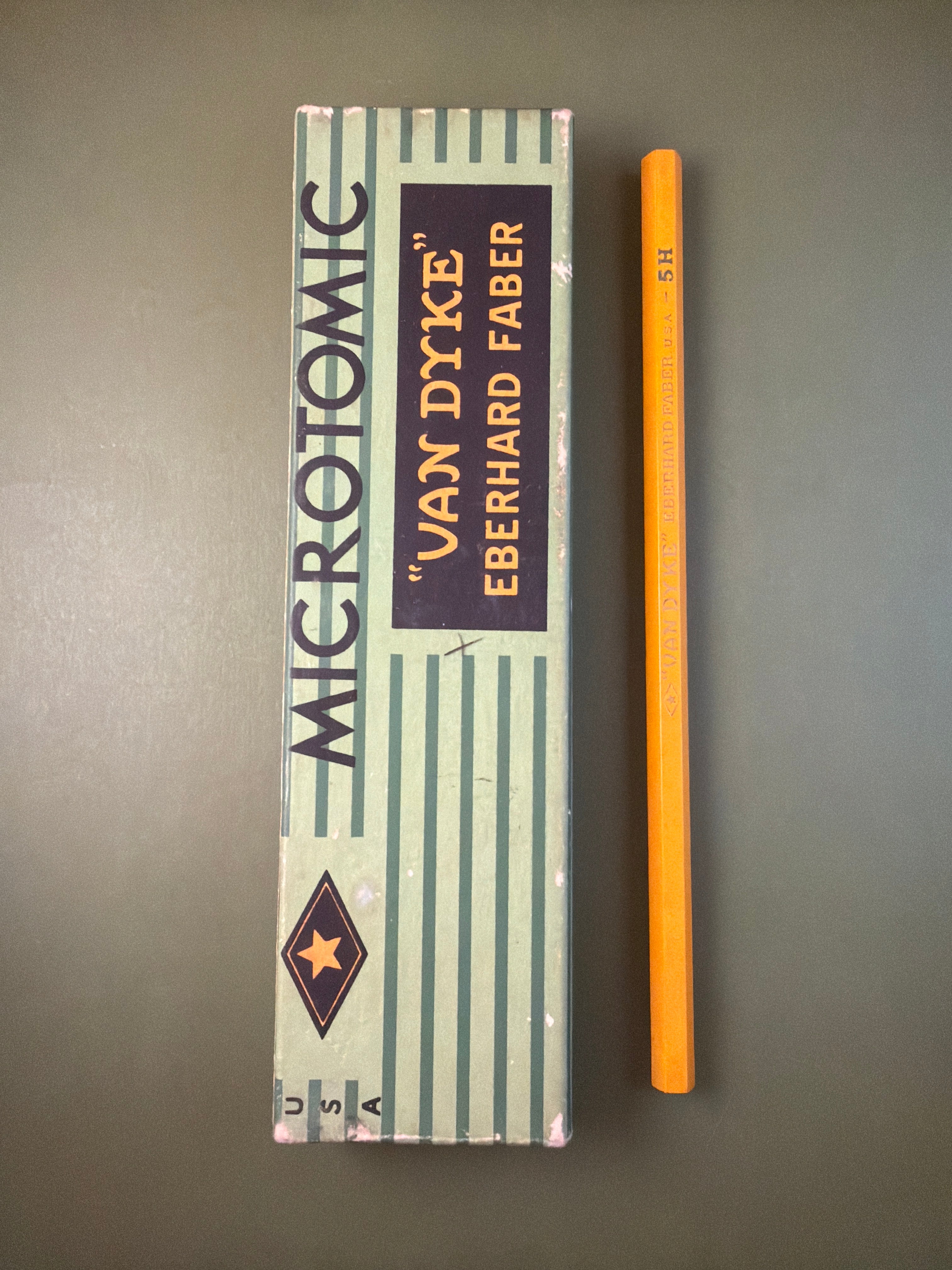 Eberhard Faber "Van Dyke" Microtomic 600 Vintage Pencil, c. 1940s